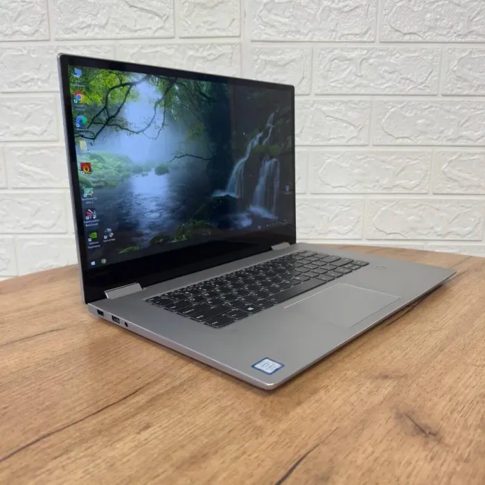 Ігровий ноутбук-трансформер Б-клас Lenovo Yoga 720-15IKP / 15.6" (3840x2160) IPS Touch / Intel Core i7-7700HQ (4 (8) ядра по 2.8 - 3.8 GHz) / 16 GB DDR4 / 512 GB SSD NVMe / nVidia GeForce GTX 1050, 2 GB GDDR5, 128-bit / WebCam б/в - зображення 4