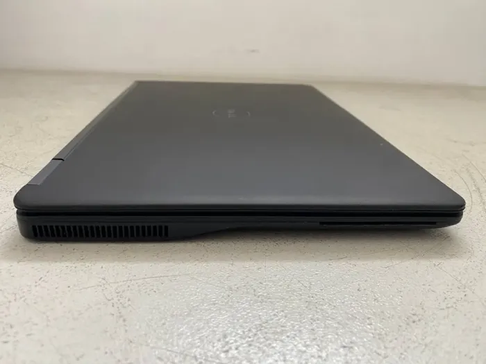 Нетбук Б-клас Dell Latitude E7250 / 12.5" (1366x768) TN / Intel Core i5-5300U (2 (4) ядра по 2.3 - 2.9 GHz) / 8 GB DDR3 / 128 GB SSD / Intel HD Graphics 5500 / WebCam б/в - зображення 8