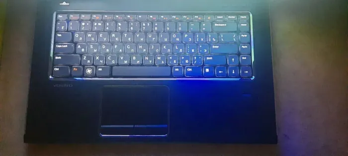 Ноутбук Dell Vostro 3550 / 15.6" (1366x768) TN / Intel Core i5-2520M (2 (4) ядра по 2.5 - 3.2 GHz) / 8 GB DDR3 / 500 GB HDD / AMD Radeon HD 6630M, 1 GB DDR3, 128-bit / WebCam / АКБ не тримає б/в - зображення 9