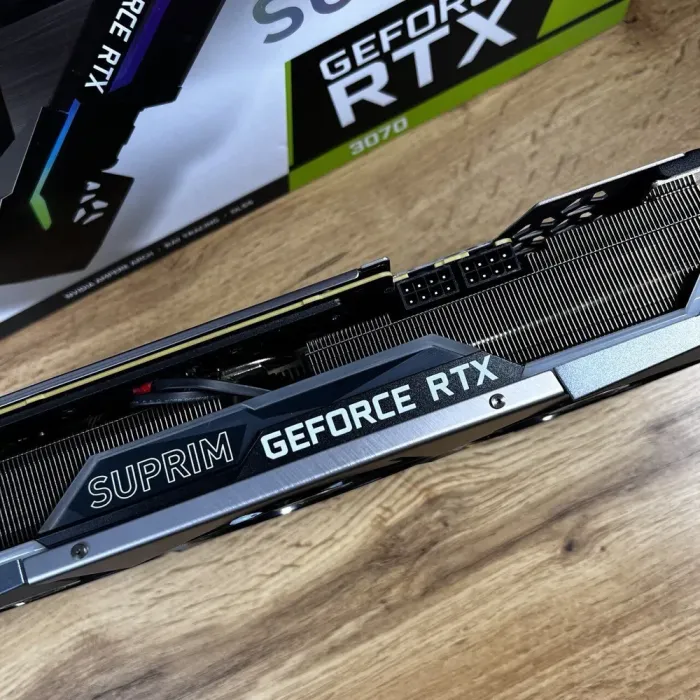 Дискретна відеокарта MSI GeForce RTX 3070 Suprim X, 8 GB GDDR6, 256-bit / 1x HDMI, 3x DisplayPort / Коробка / (3070 SUPRIM 8G) б/в - зображення 3