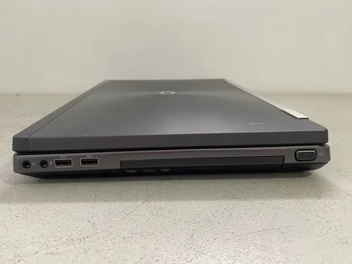 Ноутбук HP EliteBook 8560w / 15.6" (1920x1080) TN / Intel Core i7-2670QM (4 (8) ядра по 2.2 - 3.1 GHz) / 16 GB DDR3 / 240 GB SSD / nVidia Quadro 1000M, 2 GB GDDR3, 128-bit / WebCam / DVD-ROM б/в - зображення 4