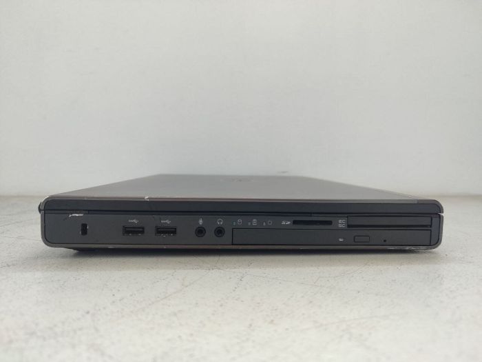 Мобільна робоча станція Dell Precision M4800 / 15.6" (1920x1080) TN / Intel Core i7-4800MQ (4 (8) ядра по 2.7 - 3.7 GHz) / 32 GB DDR3 / 256 GB SSD / nVidia Quadro K1100M, 2 GB GDDR5, 128-bit / WebCam / DVD-ROM б/в - зображення 3