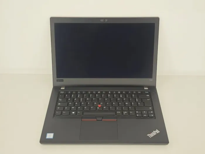 Ультрабук Lenovo ThinkPad T480 / 14" (1920x1080) IPS / Intel Core i7-8650U (4 (8) ядра по 1.9 - 4.2 GHz) / 16 GB DDR4 / 256 GB SSD / Intel UHD Graphics 620 / WebCam / 2x АКБ б/в - зображення 2