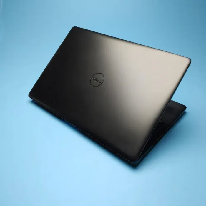 Ноутбук Б-клас Dell Inspiron 15 5570 / 15.6" (1920x1080) TN Touch / Intel Core i3-8130U (2 (4) ядра по 2.2 - 3.4 GHz) / 8 GB DDR4 / 240 GB SSD / Intel UHD Graphics 620 / WebCam / Win 10 Home б/в - зображення 5