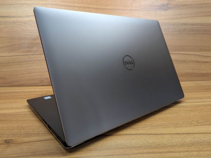 Мобільна робоча станція Dell Precision 5540 / 15.6" (1920x1080) IPS / Intel Core i7-9850H (6 (12) ядер по 2.6 - 4.6 GHz) / 32 GB DDR4 / 512 GB SSD / nVidia Quadro T1000, 4 GB GDDR6, 128-bit / WebCam / HDMI / Windows 10 б/в - зображення 7