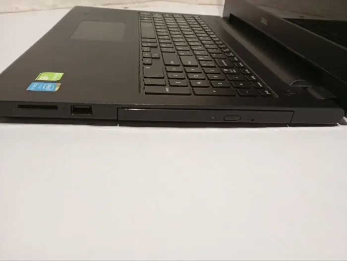 Ноутбук Б-клас Dell Inspiron 3542 / 15.6" (1366x768) TN / Intel Core i3-4005U (2 (4) ядра по 1.7) / 8 GB DDR3 / 240 GB SSD / nVidia GeForce 920M, 2 GB DDR3, 64-bit / WebCam б/в - зображення 7