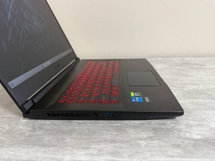 Ігровий ноутбук MSI GF63 Thin 11UC / 15,6" (1920x1080) IPS / Intel Core i5-11400H (6 (12) ядер по 2,7 - 4,5 ГГц) / 16 ГБ DDR4 / 512 ГБ SSD / nVidia GeForce RTX 3050, 4 ГБ GDDR6, 128-біт / WebCam / Win 11 Home б/в - зображення 6