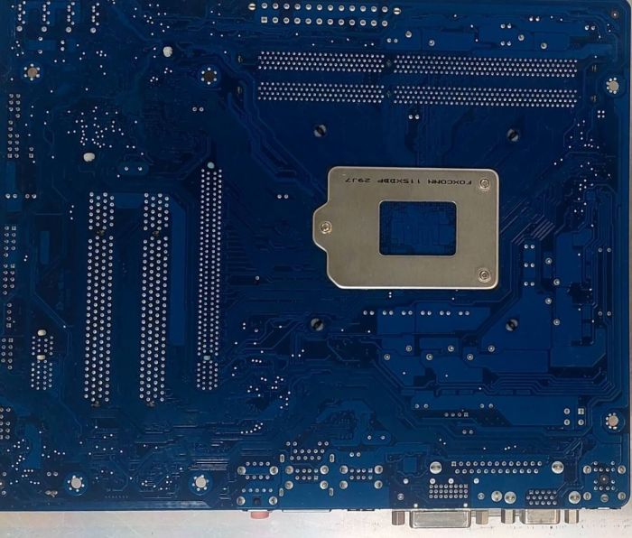 Комплект: материнська плата Gigabyte GA-H61M-S2PV / LGA1155 / Intel Core i5-2400 (4 ядра по 3.1 - 3.4 GHz) / 16 GB DDR3 / Intel HD Graphics 2000 + Кулер б/в - зображення 5