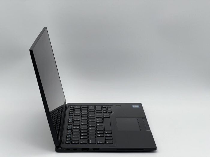 Ультрабук-трансформер Dell Latitude 7390 2-in-1 / 13.3" (1920x1080) IPS Touch / Intel Core i5-8350U (4 (8) ядра по 1.7 - 3.6 GHz) / 16 GB DDR4 / 240 GB SSD / Intel UHD Graphics 620 / WebCam б/в - зображення 3
