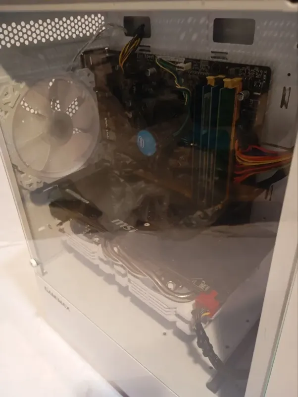 Ігровий ПК Asus Q87M-E Tower / Intel Xeon E3-1241 v3 (4 (8) ядра по 3.5 - 3.9 GHz) / 16 GB DDR3 / 256 GB SSD + 1000 GB HDD / AMD Radeon RX 580 Gaming X, 8 GB GDDR5, 256-bit / 600W б/в - зображення 8