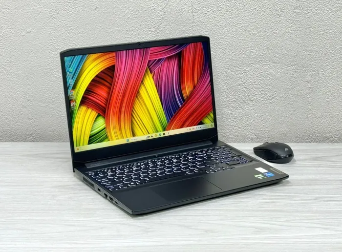 Ігровий ноутбук Lenovo IdeaPad Gaming 3 15IHU6 / 15.6" (1920x1080) IPS / Intel Core i5-11320H (4 (8) ядра по 2.5 - 4.5 GHz) / 16 GB DDR4 / 512 GB SSD M.2 / nVidia GeForce GTX 1650, 4 GB GDDR6, 128-bit / WebCam / Win 11 Home б/в - зображення 3