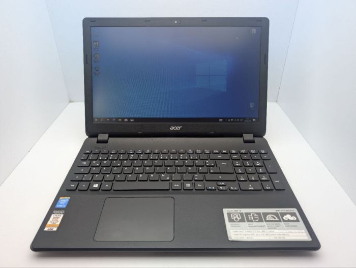 Ноутбук Acer Aspire MM1-571 / 15.6" (1366x768) TN / Intel Core i3-5005U (2 (4) ядра по 2.0 GHz) / 8 GB DDR3 / 1000 GB HDD / Intel HD Graphics 5500 / WebCam / DVD-ROM б/в - зображення 2