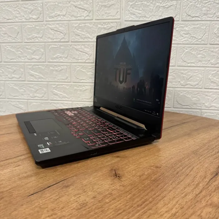 Ігровий ноутбук Asus TUF Gaming F15 FX506LHB / 15.6" (1920x1080) IPS / Intel Core i5-10300H (4 (8) ядра по 2.5 - 4.5 GHz) / 16 GB DDR4 / 512 GB SSD NVMe / nVidia GeForce GTX 1650, 4 GB GDDR6, 128-bit / WebCam б/в - зображення 5