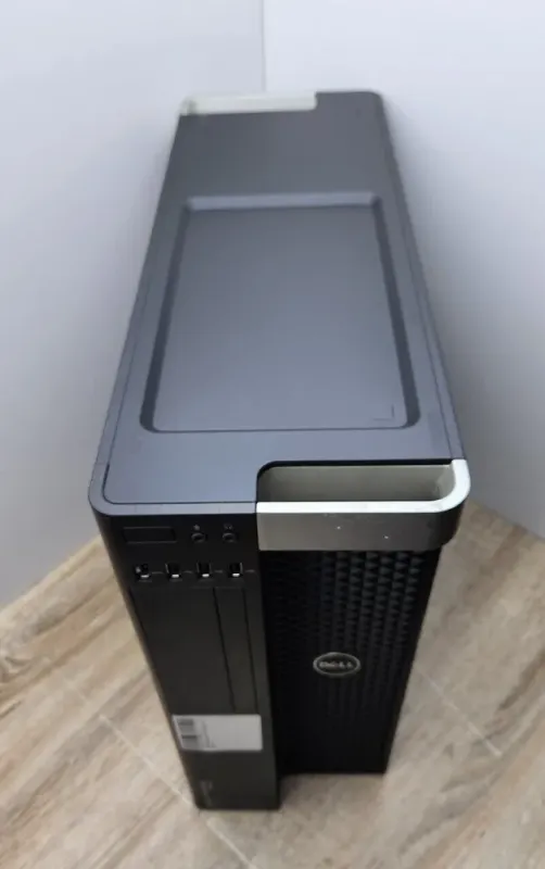 Робоча станція Dell Precision T3610 Tower / Intel Xeon E5-2620 v2 (6 (12) ядер по 2.1 - 2.6 GHz) / 32 GB DDR3 / 240 GB SSD + 500 GB HDD / nVidia Quadro K4000, 3 GB GDDR5, 128-bit б/в - зображення 4