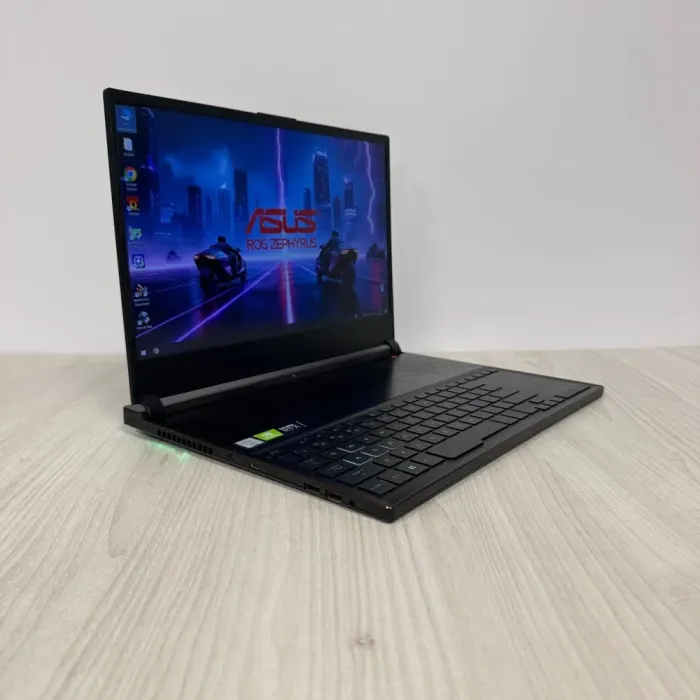 Ігровий ноутбук Б-клас Asus ROG Zephyrus S15 GX531GW / 15.6" (1920x1080) IPS / Intel Core i7-8750H (6 (12) ядер по 2.2 - 4.1 GHz) / 16 GB DDR4 / 512 GB SSD NVMe / nVidia GeForce RTX 2070 Max-Q, 8 GB GDDR6, 256-bit / WebCam б/в - зображення 4
