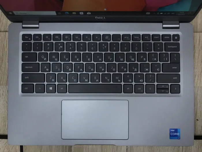 Ультрабук Dell Latitude 5420 / 14" (1920x1080) IPS / Intel Core i7-1185G7 (4 (8) ядра по 3.0 - 4.8 GHz) / 8 GB DDR4 / 256 GB SSD M.2 / Intel Iris Xe Graphics / WebCam / HDMI / Windows 10 б/в - зображення 4