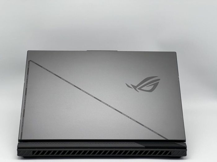 Ігровий ноутбук Б-класу Asus ROG Strix G18 G814JZ-G18 / 18" (2560x1600) IPS / Intel Core i9-13980HX (24 (32) ядра по 2,2 - 5,5 ГГц) / 32 ГБ DDR5 / 2048 ГБ SSD NVMe / nVidia GeForce RTX 4080, 12 ГБ GDDR6, 192-біт / WebCam б/в - зображення 5
