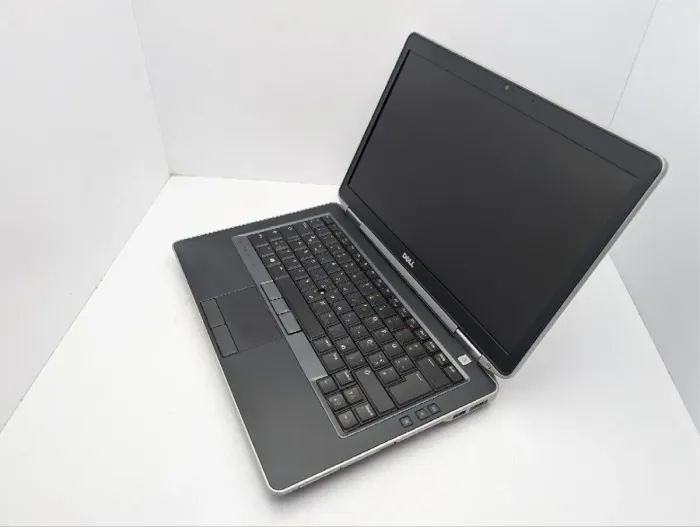 Ноутбук Dell Latitude E6430s / 14" (1366x768) TN / Intel Core i5-3340M (2 (4) ядра по 2.7 - 3.4 GHz) / 6 GB DDR3 / 120 GB SSD / Intel HD Graphics 4000 / WebCam / DVD-ROM б/в - зображення 7