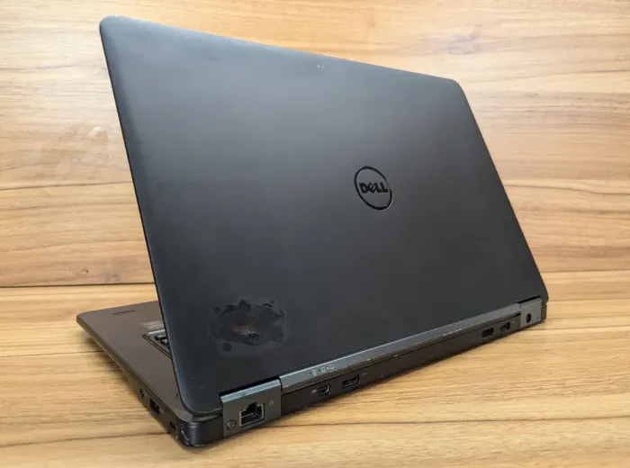 Ультрабук Dell Latitude E7450 / 14" (1366x768) TN / Intel Core i5-5300U (2 (4) ядра по 2.3 - 2.9 GHz) / 8 GB DDR3 / 240 GB SSD / Intel HD Graphics 5500 / WebCam / Fingerprint / Windows 10 б/в - зображення 6