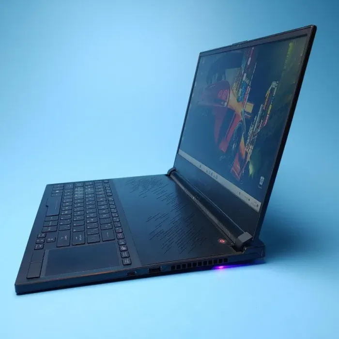 Ігровий ноутбук Asus ROG Zephyrus S GX531GW / 15.6" (1920x1080) IPS / Intel Core i7-8750H (6 (12) ядер по 2.2 - 4.1 GHz) / 16 GB DDR4 / 512 GB SSD / nVidia GeForce RTX 2070 Max-Q, 8 GB GDDR6, 256-bit / WebCam / Win 11 Home б/в - зображення 5
