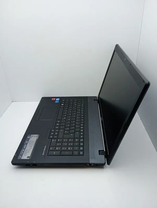 Ноутбук Acer Aspire 7750G / 17.3" (1600x900) TN / Intel Core i5-2430M (2 (4) ядра по 2.4 - 3.0 GHz) / 8 GB DDR3 / 320 GB HDD / AMD Radeon HD 6700M, 1 GB DDR3, 128-bit / WebCam б/в - зображення 4