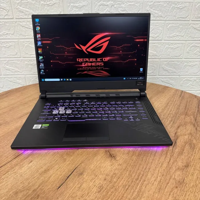 Ігровий ноутбук Б-клас Asus Rog Strix G512LI / 15.6" (1920x1080) IPS / Intel Core i5-10300H (4 (8) ядра по 2.5 - 4.5 GHz) / 8 GB DDR4 / 512 GB SSD / nVidia GeForce GTX 1650 Ti, 4 GB GDDR6, 128-bit б/в - зображення 2