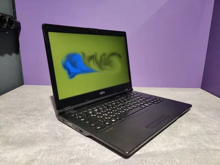 Ноутбук Fujitsu Lifebook E548 / 14" (1920x1080) IPS / Intel Core i5-8350U (4 (8) ядра по 1.7 - 3.6 GHz) / 8 GB DDR4 / 120 GB SSD / Intel HD Graphics 620 / WebCam б/в - зображення 4