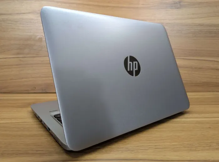 Нетбук HP EliteBook 820 G3 / 12.5" (1366x768) TN / Intel Core i7-6700U (4 (8) ядра по 3.4 - 4.0 GHz) / 8 GB DDR3 / 240 GB SSD / Intel HD Graphics 530 / WebCam / Fingerprint / Windows 10 б/в - зображення 7