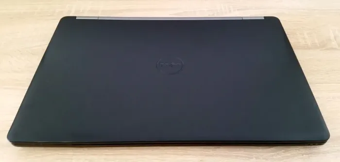 Ноутбук Б-клас Dell Latitude E5570 / 15.6" (1366x768) TN / Intel Core i3-6100U (2 (4) ядра по 2.3 GHz) / 16 GB DDR4 / 128 GB SSD M.2 + 500 GB HDD / Intel HD Graphics 520 / WebCam б/в - зображення 7