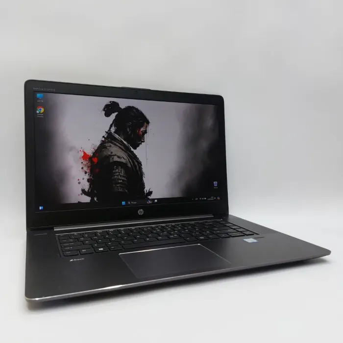 Мобільна робоча станція HP ZBook Studio G3 / 15.6" (1920x1080) IPS / Intel Core i7-6700HQ (4 (8) ядра по 2.6 - 3.5 GHz) / 16 GB DDR4 / 512 GB SSD / nVidia Quadro M1000M, 4 GB DDR5, 128-bit / WebCam б/в - зображення 6