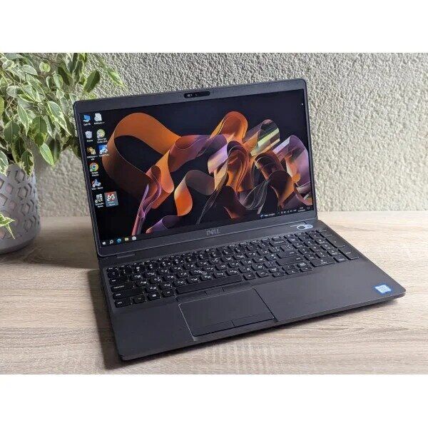 Ноутбук Б-клас Dell Latitude 5500 / 15.6" (1920x1080) IPS / Intel Core i7-8665U (4 (8) ядра по 1.9 - 4.8 GHz) / 16 GB DDR4 / 256 GB SSD / Intel UHD Graphics / WebCam б/в - зображення 3
