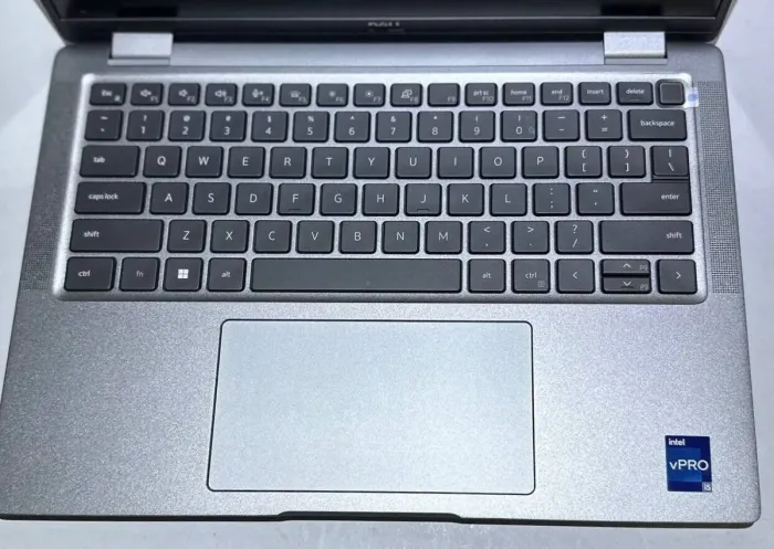 Ультрабук Dell Latitude 7440 / 14" (1920x1200) IPS / Intel Core i5-1345U (10 (12) ядер по 1.6 - 4.7 GHz) / 16 GB DDR5 / 512 GB SSD / Intel Iris Xe Graphics / WebCam б/в - зображення 3