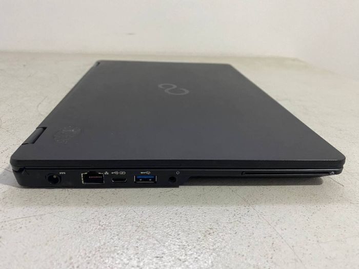 Нетбук Fujitsu LifeBook U728 / 12.5" (1920x1080) IPS / Intel Core i5-7200U (2 (4) ядра 2.5 - 3.1 GHz) / 8 GB DDR4 / 256 GB SSD / Intel UHD Graphics 620 / WebCam б/в - зображення 6