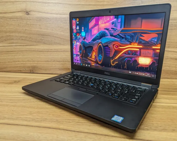 Ультрабук Dell Latitude 5490 / 14" (1920x1080) IPS / Intel Core i5-8250U (4 (8) ядра по 1.6 - 3.4 GHz) / 16 GB DDR4 / 480 GB SSD / Intel UHD Graphics 620 / WebCam / Windows 10 б/в - зображення 5