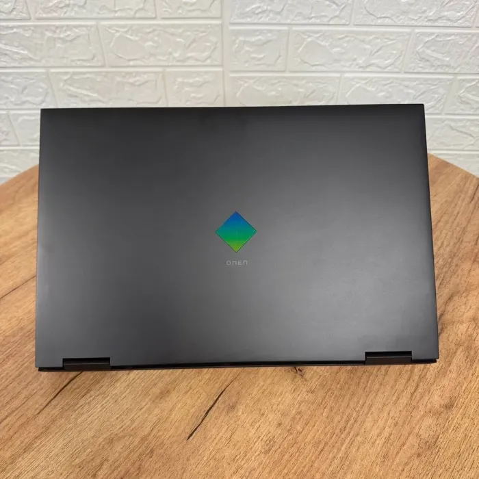 Ігровий ноутбук HP Omen 17-ck1020nr / 17.3" (2560x1440) IPS / Intel Core i7-12700H (14 (20) ядер по 2.3 - 4.7 GHz) / 16 GB DDR5 / 1000 GB SSD / nVidia GeForce RTX 3070 Ti, 8 GB GDDR6, 256-bit / WebCam б/в - зображення 3