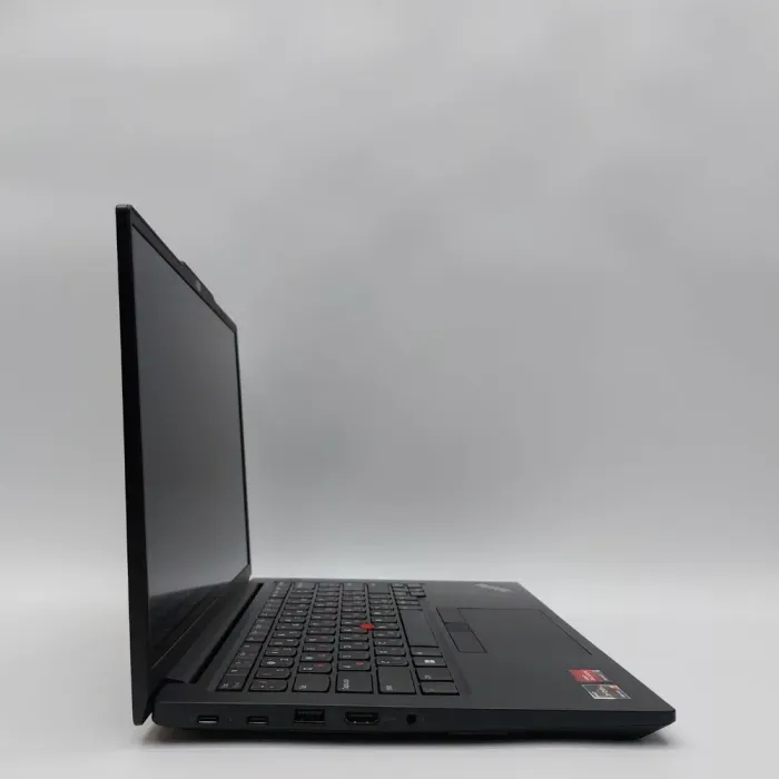 Ультрабук Lenovo ThinkPad E14 5 Gen / 14" (1920х1080) IPS / AMD Ryzen 5 7530U (6 (12) ядер по 2.0 - 4.5 GHz) / 16 GB DDR4 / 512 GB SSD / AMD Radeon RX Vega 7 / WebCam б/в - зображення 4