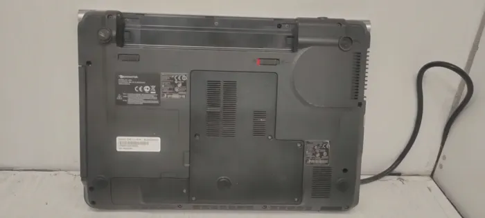 Ноутбук Б-клас Packard Bell F2365 / 14" TN / Pentium T4300 (2 ядра по 2.1GHz) / 4GB DDR3 / 120GB SSD / GeForce G105M, 512MB GDDR3, 64bit / DVD-ROM б/в - зображення 7