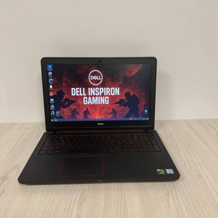 Ігровий ноутбук Б-клас Dell Inspiron 15 5577 / 15.6" (1920x1080) TN / Intel Core i7-7700HQ (4 (8) ядра по 2.8 - 3.8 GHz) / 16 GB DDR4 / 256 GB SSD M.2 + 1000 GB HDD / nVidia GeForce GTX 1050, 4 GB GDDR5, 128-bit / WebCam б/в - зображення 2