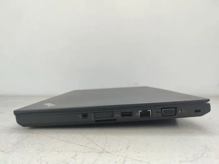 Ноутбук Lenovo ThinkPad T440 / 14" (1600x900) TN / Intel Core i5-4300U (2 (4) ядра по 1.9 - 2.9 GHz) / 8 GB DDR3 / 256 GB SSD / Intel HD Graphics 4400 / WebCam б/в - зображення 4