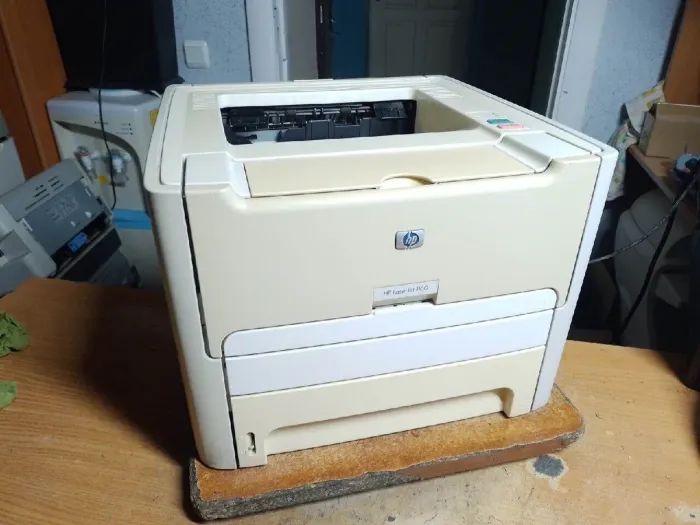 Принтер HP LaserJet 1160 / Лазерний монохромний друк / 600x600 dpi / A4 / 19 стор / хв / USB 2.0 б/в - зображення 2