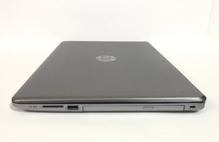 Ноутбук Б-клас HP 250 G6 / 15.6" (1920x1080) TN / Intel Core i5-7200U (2 (4) ядра по 2.5 - 3.1 GHz) / 8 GB DDR4 / 256 GB SSD / Intel HD Graphics 620 / WebCam / Win 10 Pro б/в - зображення 5