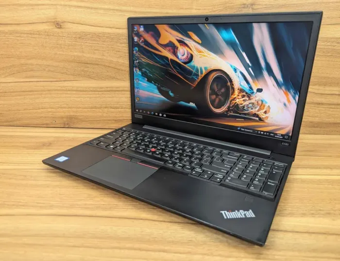 Ноутбук Б-клас Lenovo ThinkPad E580 / 15.6" (1920x1080) IPS / Intel Core i7-8550U (4 (8) ядра по 1.8 - 4.0 GHz) / 16 GB DDR4 / 512 GB SSD / Intel HD Graphics 620 / WebCam / Fingerprint / Windows 10 б/в - зображення 5