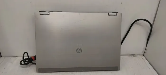 Ноутбук HP EliteBook 8440p / 14" TN / Core i5-520M (2(4) ядра по 2.4-2.93GHz) / 4GB DDR3 / 500GB HDD / NVS 3100M, 512MB GDDR3, 64bit / WebCam / DVD-RW б/в - зображення 7