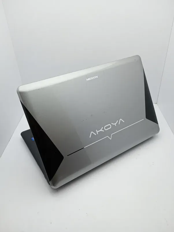 Ноутбук Acer Medion PP / 17.3" (1600x900) TN / Intel Core 2 Duo T7500 (2 ядра по 2.2 GHz) / 4 GB DDR3 / 320 GB HDD / Intel HD Graphics / WebCam б/в - зображення 7