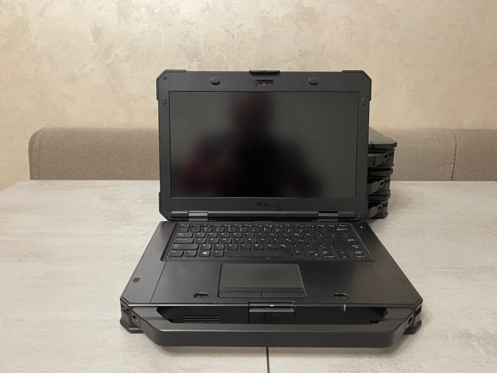 Захищений ноутбук Dell Latitude 5424 Rugged / 14" (1920x1080) IPS / Intel Core i5-8350U (4 (8) ядра по 1.7 - 3.6 GHz) / 32 GB DDR4 / 1000 GB SSD M.2 / AMD Radeon RX 540, 4 GB GDDR5, 128-bit / WebCam / Два АКБ б/в - изображение 3