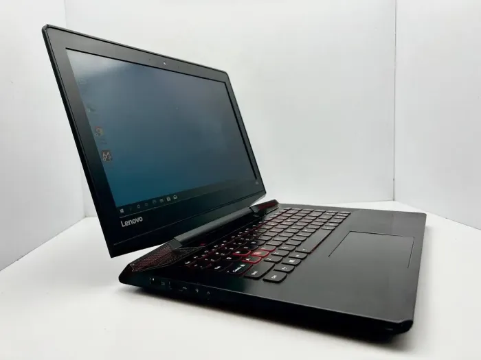 Ноутбук Lenovo IdeaPad Y700-15 / 14" (1366x768) TN / Intel Core i7-6700HQ (4 (8) ядра по 2.6 - 3.5 GHz) / 8 GB DDR4 / 240 GB SSD / Intel HD Graphics 530 / WebCam б/в - зображення 3