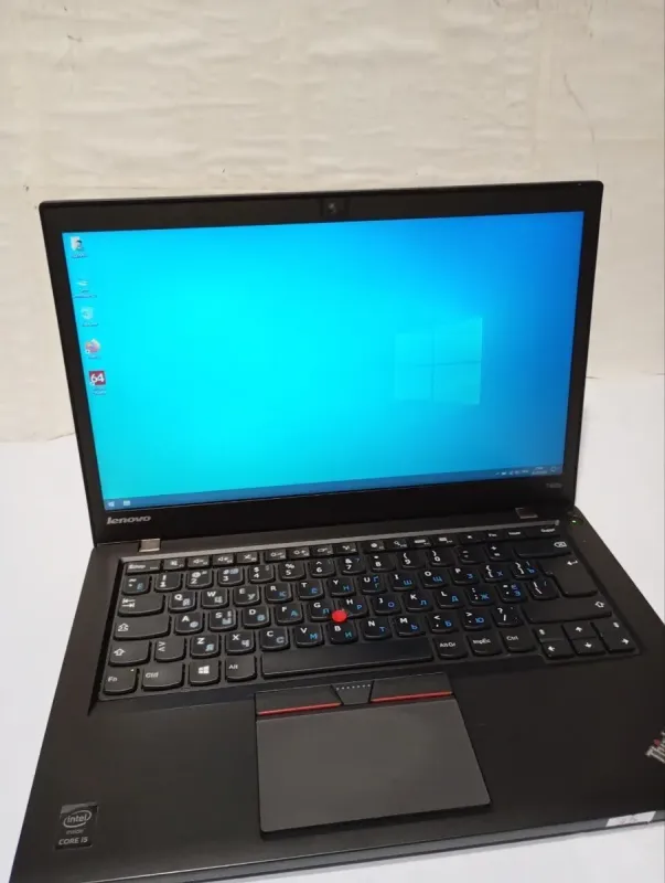 Ультрабук Б-клас Lenovo Thinkpad T450s / 14" (1366x768) TN / Intel Core i5-5200U (2 (4) ядра по 2.2 - 2.7 GHz) / 8 GB DDR3 / 128 GB SSD / Intel HD Graphics 5500 / WebCam б/в - зображення 2