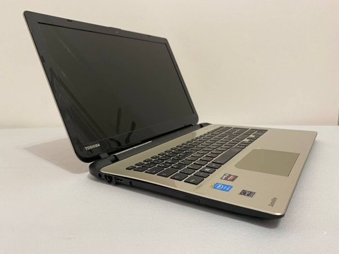 Ноутбук Б-клас Toshiba Satellite L50-B-1DR / 15.6" (1366x768) TN / Intel Core i5-4200U (2 (4) ядра по 1.6 - 2.6 GHz) / 8 GB DDR3 / 128 GB SSD / AMD Radeon R5 M230, 2 GB DDR3, 64-bit / WebCam б/в - изображение 6