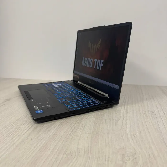 Ігровий ноутбук Asus TUF Gaming F15 FX506HCB / 15,6" (1920x1080) IPS / Intel Core i5-11400H (6 (12) ядер по 4,5 ГГц) / 16 ГБ DDR4 / 512 ГБ SSD M.2 NVMe / nVidia GeForce RTX 3050, 4 ГБ GDDR6, 128-біт / Без веб-камери б/в - зображення 5