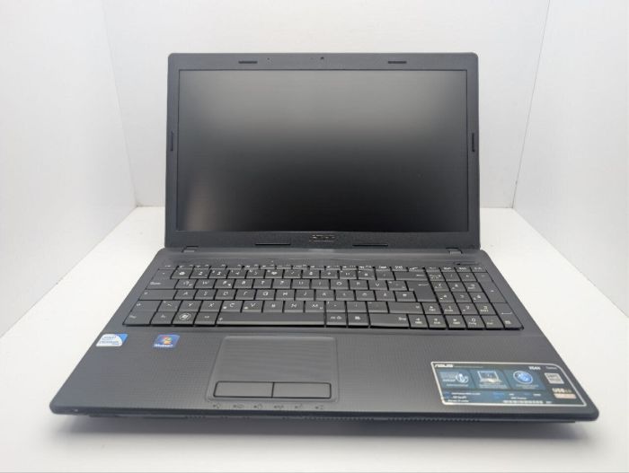 Ноутбук Asus X54H / 15.6" (1366x768) TN / Intel Pentium B950 (2 ядра по 2.1 GHz) / 8 GB DDR3 / 320 GB HDD / Intel HD Graphics / WebCam / DVD-ROM б/в - зображення 3